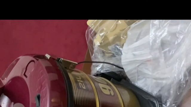 UNBOXING HITACHI’S VACUUM CLEANER CV960F смотреть онлайн