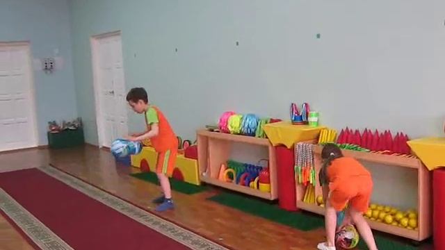 Детский сад ...игры с мячом смотреть онлайн