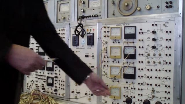 Лабораторная работа "Изучение законов Ома и Кирхгофа" смотреть онлайн