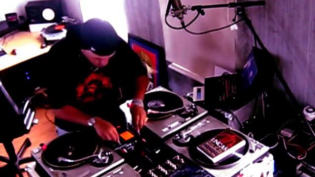 DJ TLM - Represent Radio Live pt. 7 (New Jack Swing) смотреть онлайн