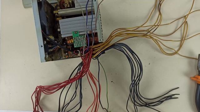 Блок питания на 12 V на все случаи своими руками - DIY 12 V power supply for all occasions смотреть онлайн