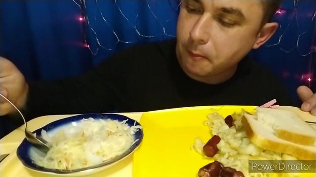 ПРИГОТОВИЛ ВКУСНУЮ ВЕРМИШЕЛЬ З ОБЖАРЕННЫМИ КОЛБАСКАМИ #мукбанг #обжор #mukbang