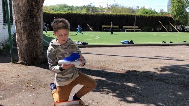 Сороконожки Nike Phantom Vision Academy DF TF Junior Покупка и тест Влог Тимур Rex2 смотреть онлайн