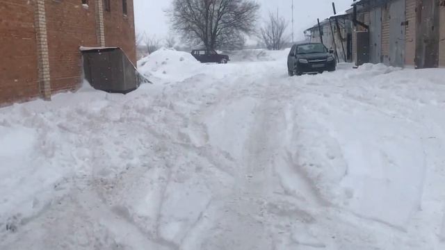 решили развернутся не в том мести и все спахали смотреть онлайн