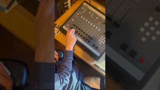 Sp1200 emu sampler drum machine setup classic breaks . смотреть онлайн