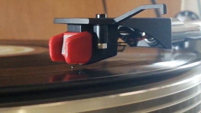 Pioneer PC-550 смотреть онлайн