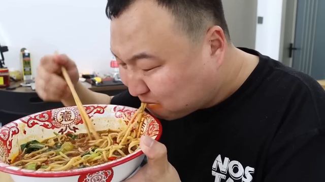 【美食合集】30斤牛排，阿强做“麻辣牛肉面”，香辣劲道大口嗦着吃真过瘾｜Mukbang【cram阿强】