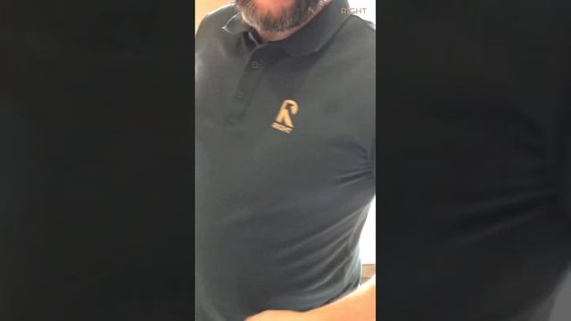 Заказали в компанию футболки с фирменным логотипом, RIGHT ? #ремонтподключспб #дизайнинтерьера смотреть онлайн