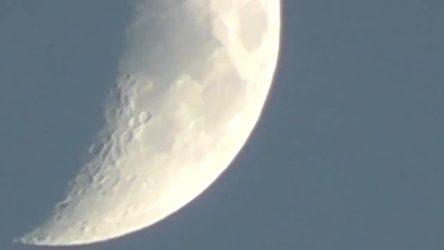 Ay'a Zoom Yapan Kamera (Panasonic HDC SD60) #moon #ay #zoom смотреть онлайн