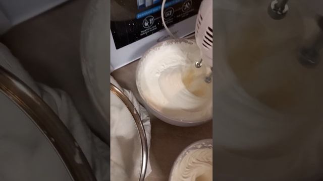 Капкейки | шоколадные капкейки с кремом чиз