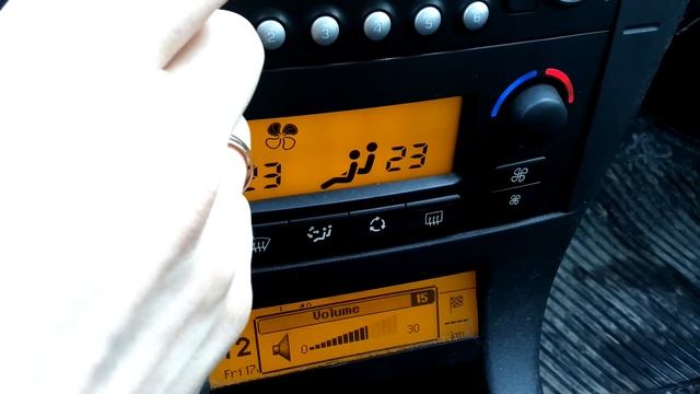 Сравнение громкости AUX (Input 1) после увеличения с радио и CD на штатной RD4 смотреть онлайн