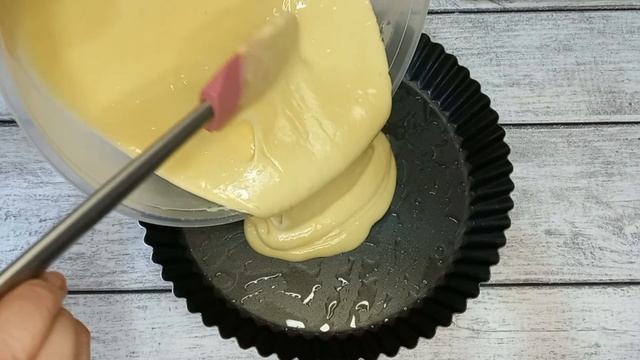 Пирог на сметане, очень нежный и вкусный. Всё смешали и в духовку! Пирог 3 стакана. смотреть онлайн