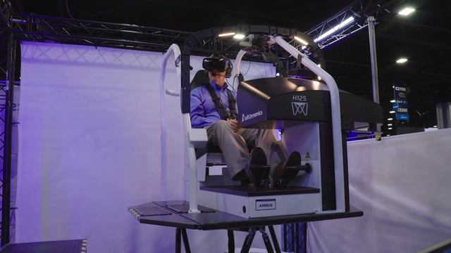 Airbus H125 360-degree Full-Motion VR Helicopter Simulator from Loft Dynamics – AIN смотреть онлайн