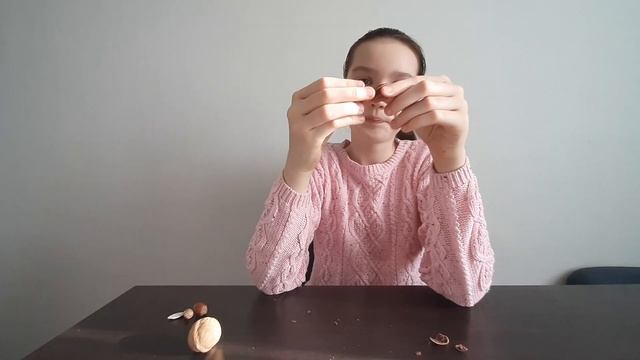 Пробую орехи. Фундук, Грецкий, Миндаль, Кедровый, Пекан, Тыквенные семечки. смотреть онлайн