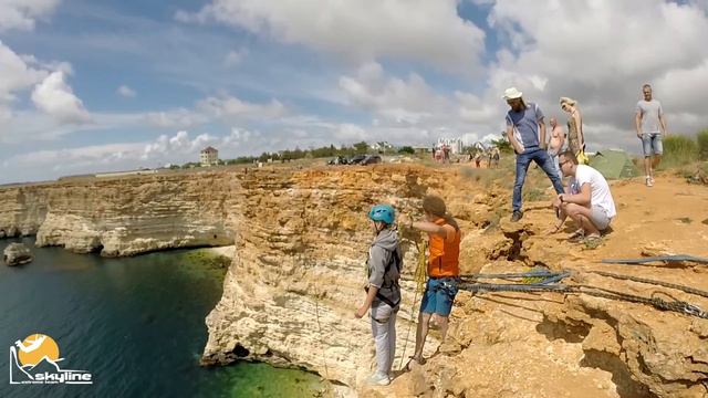 Аня мыс Фиолент Роупджампинг в Крыму с командой Скайлайн смотреть онлайн