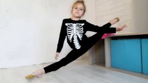 Что я умею за 2 года в гимнастике / Моя растяжка / Трудные гимнастические элементы