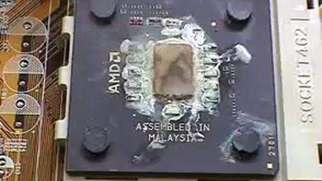 CPU Cooling removed - smoking CPUs -Toms Hardware смотреть онлайн