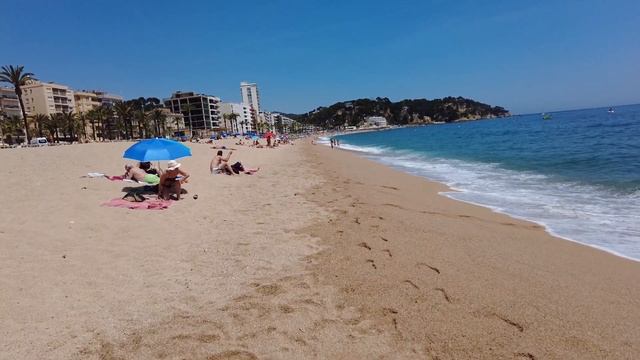 4K Beach Walking - Costa Brava, Spain - Lloret de Mar - May 2022 смотреть онлайн