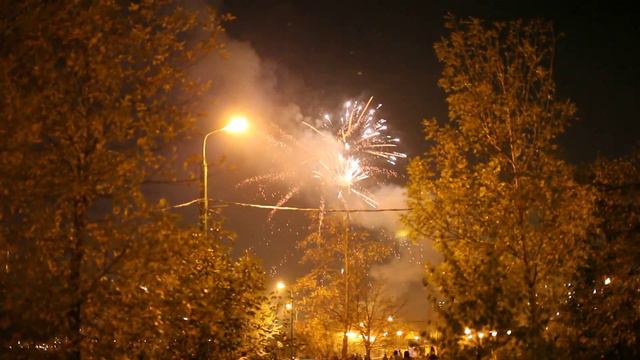 1 часть Салют парк 850лет Москвы День города смотреть онлайн