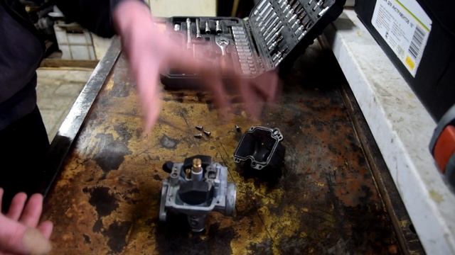 Течет бенз с карбюратора? Причины проблем и их решения. смотреть онлайн