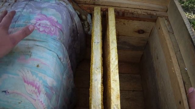 На пасеке ЛАЙФХАКИ!!! Как расширить гнездо пчёл без потери тепла. смотреть онлайн