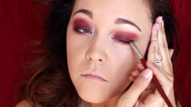 ABH Modern Renaissance Palette Tutorial || Vampy Fall Makeup Collab смотреть онлайн