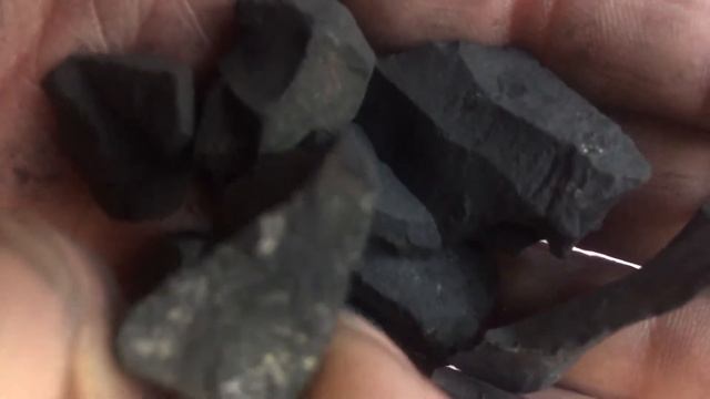КАК ОПРЕДЕЛИТЬ ПОДЛИННОСТЬ КАРЕЛЬСКОГО ШУНГИТА смотреть онлайн