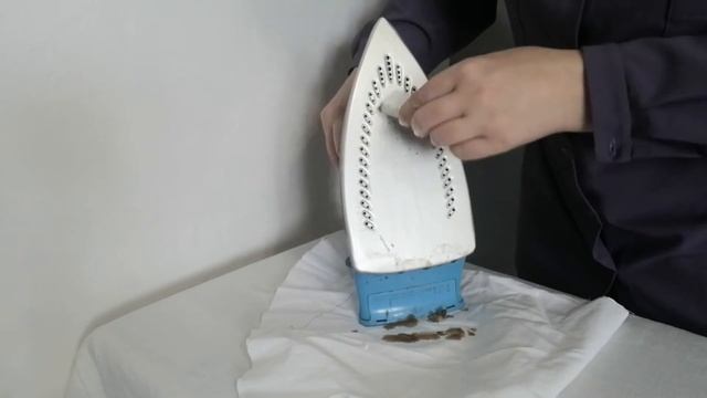 Как Почистить ПОДОШВУ Утюга смотреть онлайн