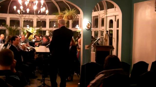 Danbury Brass Band / In the Hall of the Mountain King / arr: A. Raph смотреть онлайн