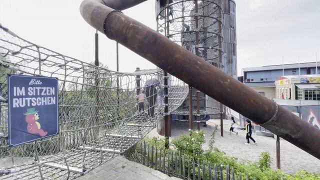 Развлекательный парк "Karls Erlebnis-Dorf: клубничный диснейленд. Германия, рядом с Берлином. смотреть онлайн