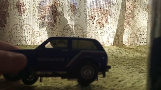 Обзор масштабной модели НИВА Lada 4x4 Ваз 2121 Почта России 1:34 | Одна из лучших смотреть онлайн