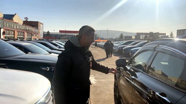 Часть 1. Распродажа в Китае 2024!!! Обзор б/у Авто рынка Китая. Цены январь 2024! смотреть онлайн