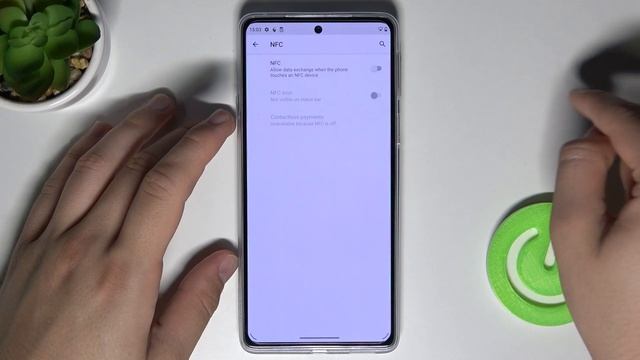 How To Use Near Field Communication On MOTOROLA Edge 20 – NFC Option