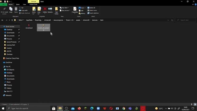 Minecraft Tutorial: How To Make A Custom Totem смотреть онлайн