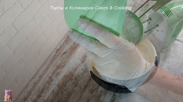 САМЫЙ вкусный БИСКВИТ на ЖЕЛТКАХ! СОЧНЫЙ, тонкопористый! Ручным миксером всегда получается! смотреть онлайн