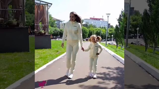 Костюм «Прайд» молочного цвета в сочетании с бордовой вышивкой! смотреть онлайн