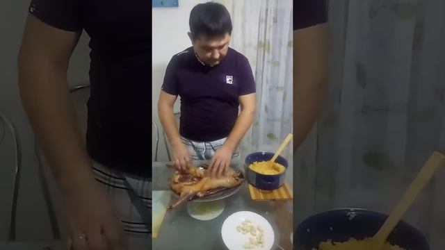 Готовим плов внутри тушки гуся смотреть онлайн