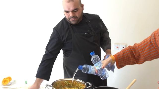 СУП деревенский с крутонами // Traditional Cypriot village soup | #ВикапроЕду 10 смотреть онлайн
