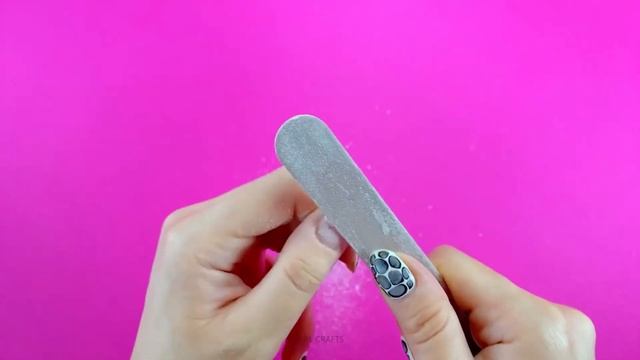 КАК СДЕЛАТЬ НАКЛАДНЫЕ НОГТИ ИЗ 2 ИНГРЕДИЕНТОВ- КАК СВОИ НОГТИ- ПРОСТОЙ СПОСОБ - Без пудры смотреть онлайн