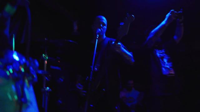 WLVS - Lost Kids / В глазах бездомных псов (Подполье 2021) смотреть онлайн