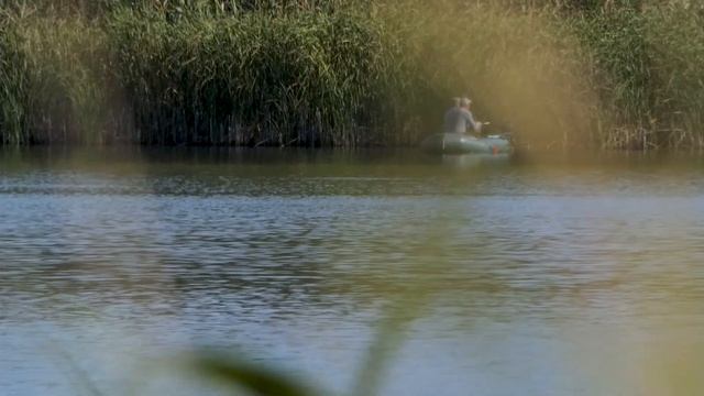 Рыбалка на блесну с лодки и с берега, Ловля щуки / pike fishing / DJI mavic air смотреть онлайн