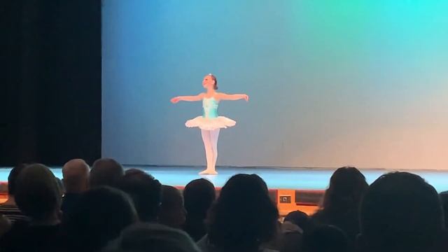 Spring Showcase - Princess Waltz смотреть онлайн
