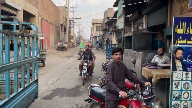FAISALABAD INDUSTRIAL WALKING TOUR ▪︎ UNSEEN STREETS OF PAKISTAN 4k60 Walking In Faisalabad Pakista