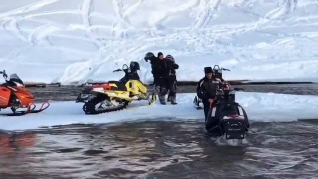 Усьва, Snowmobile смотреть онлайн