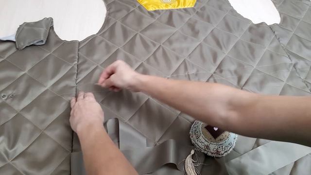 5 часть - Сборка подкладки. Пошив мужского пуховика по готовой выкройке. смотреть онлайн