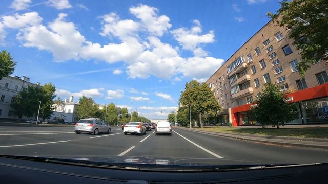 99. Москва. Комсомольский проспект. Август 2022(вкл. субтитры) смотреть онлайн
