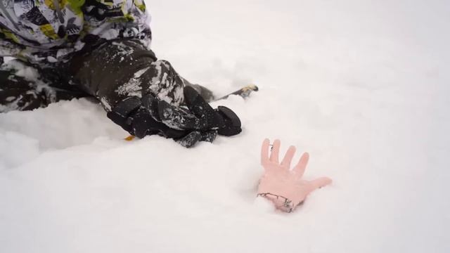 Found Wednesday Frozen In Ice! How Did She Get There? смотреть онлайн