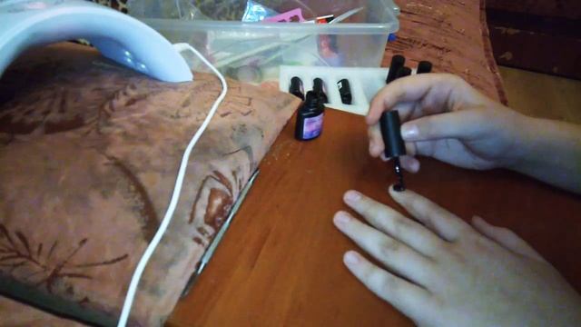 Как я делаю себе маникюр ? /дома ? /с УФ лампой смотреть онлайн