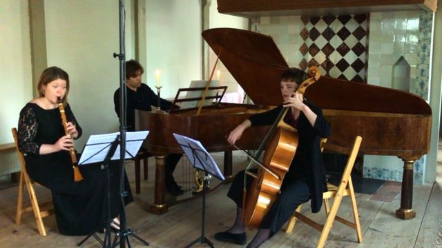 Eberl, Clarinet trio in E-flat major Op.36 смотреть онлайн