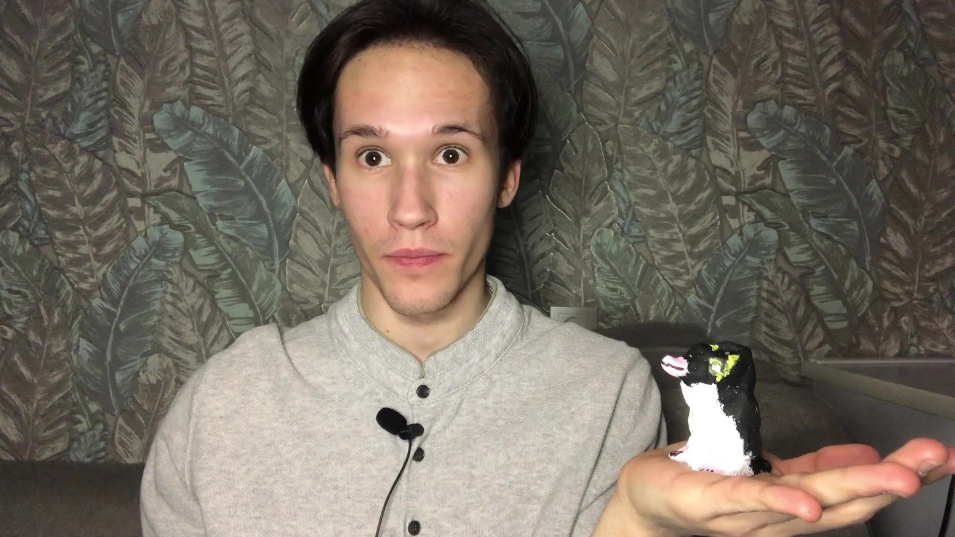 За творческим процессом. Желтоглазый пингвин.mp4 смотреть онлайн